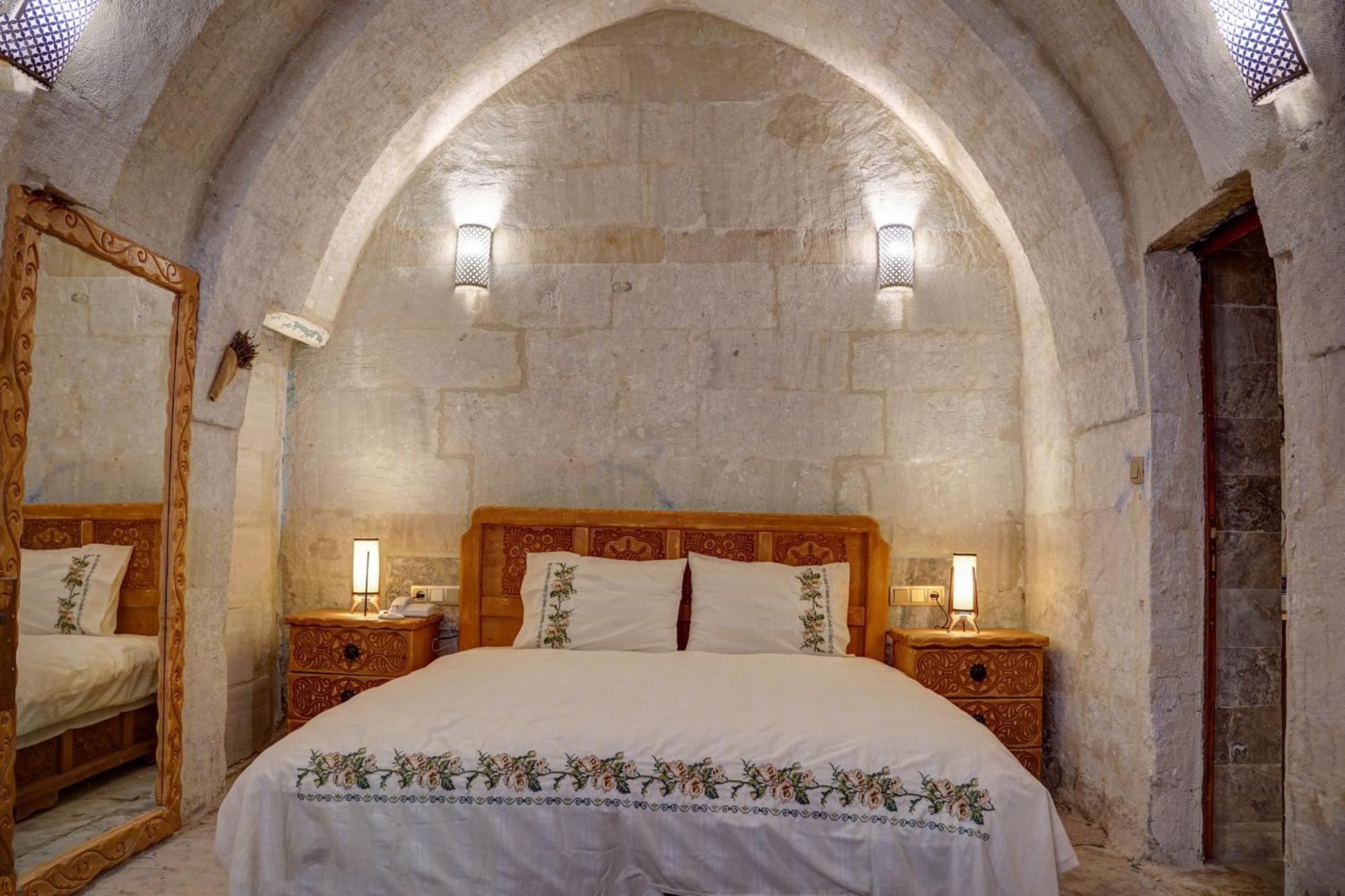 Nar I Ask Cave Hotel เนฟซิเฮียร์ ภายนอก รูปภาพ